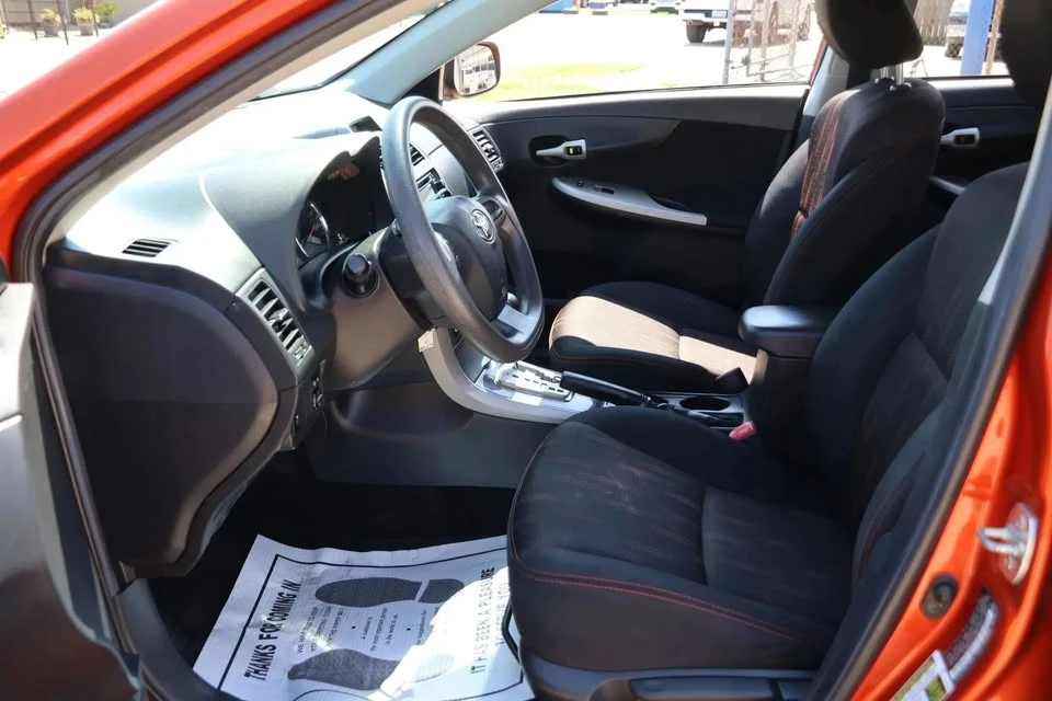 2013 Toyota Corolla 10th Gen - Image 11 of 17