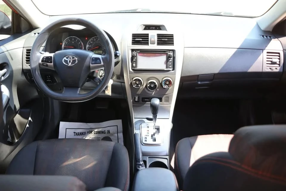 2013 Toyota Corolla 10th Gen - Image 8 of 17