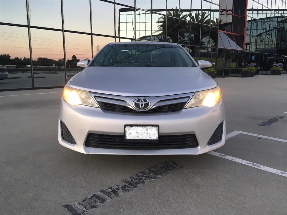 2013 Toyota Camry 7th Gen - Image 3 of 12