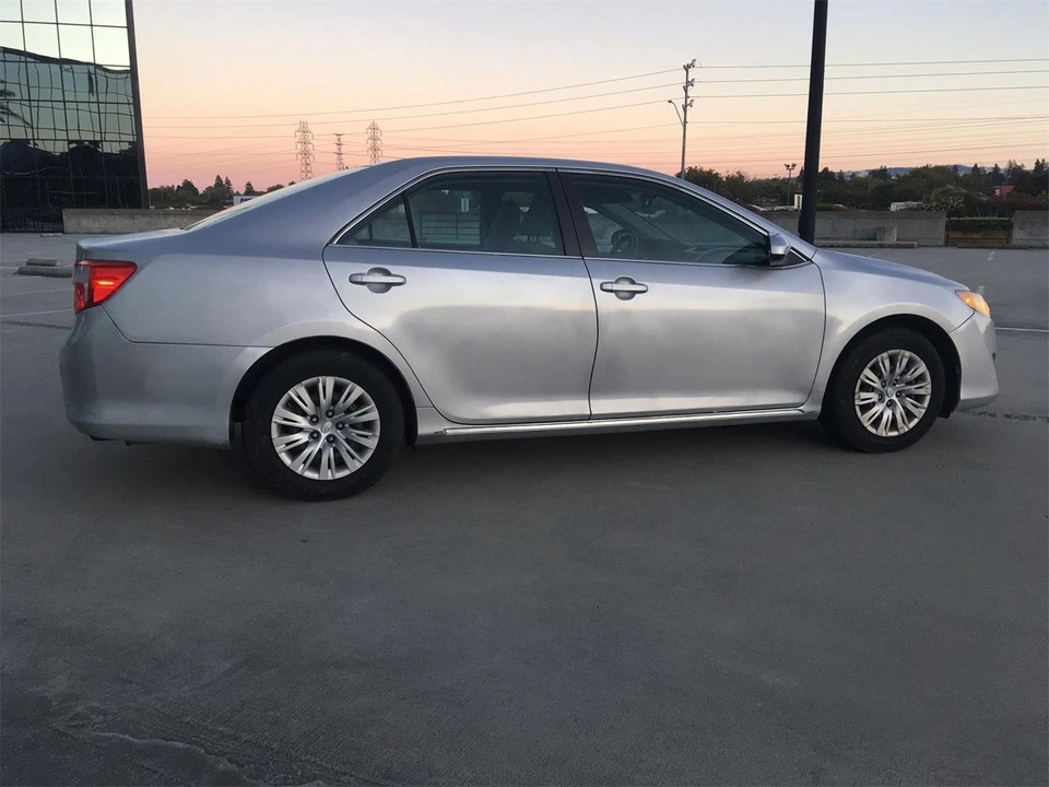 2013 Toyota Camry 7th Gen - Image 5 of 12
