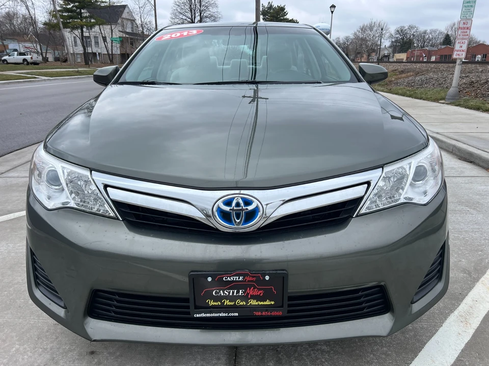 2013 Toyota Camry 7th Gen - Image 2 of 21