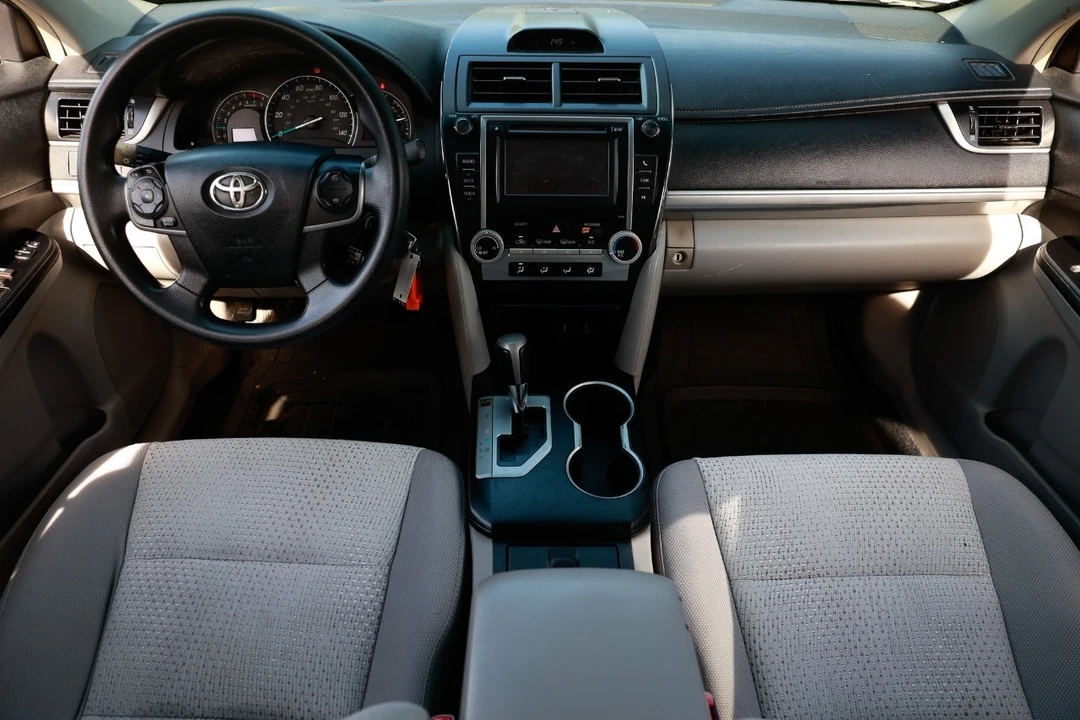 2013 Toyota Camry 7th Gen - Image 2 of 21