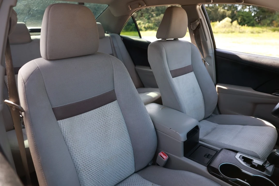 2013 Toyota Camry 7th Gen - Image 18 of 21