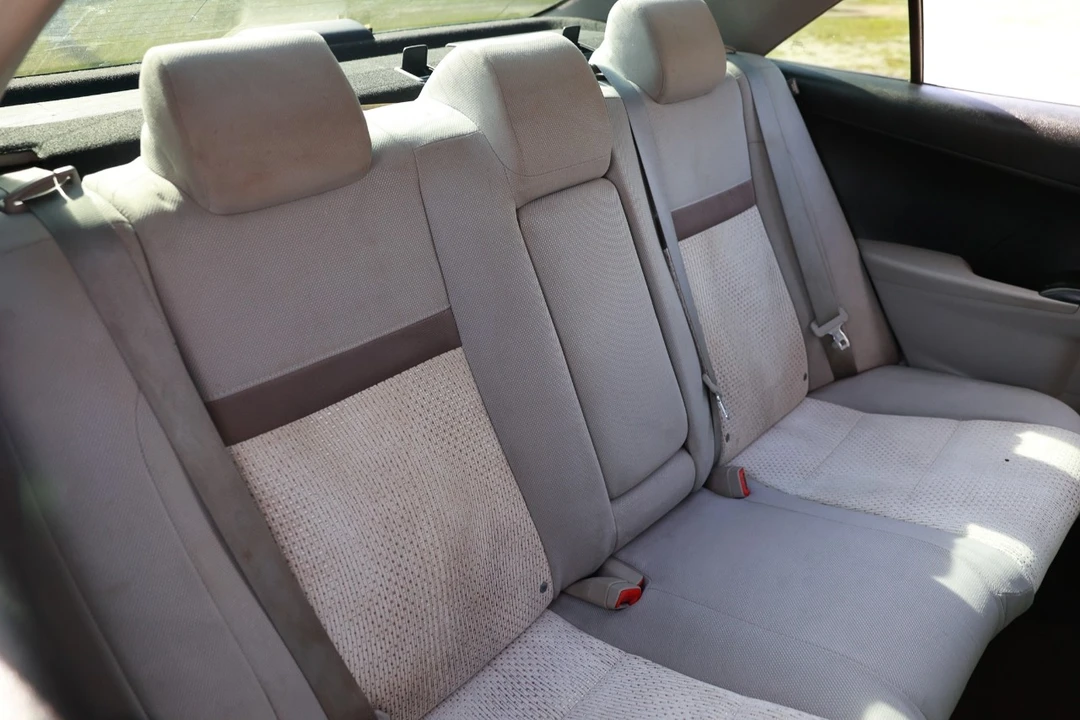 2013 Toyota Camry 7th Gen - Image 14 of 21