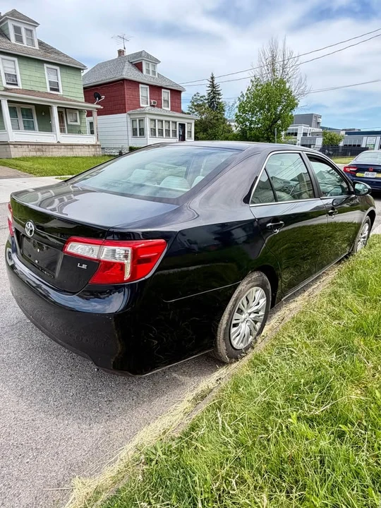 2013 Toyota Camry 7th Gen - Image 11 of 15