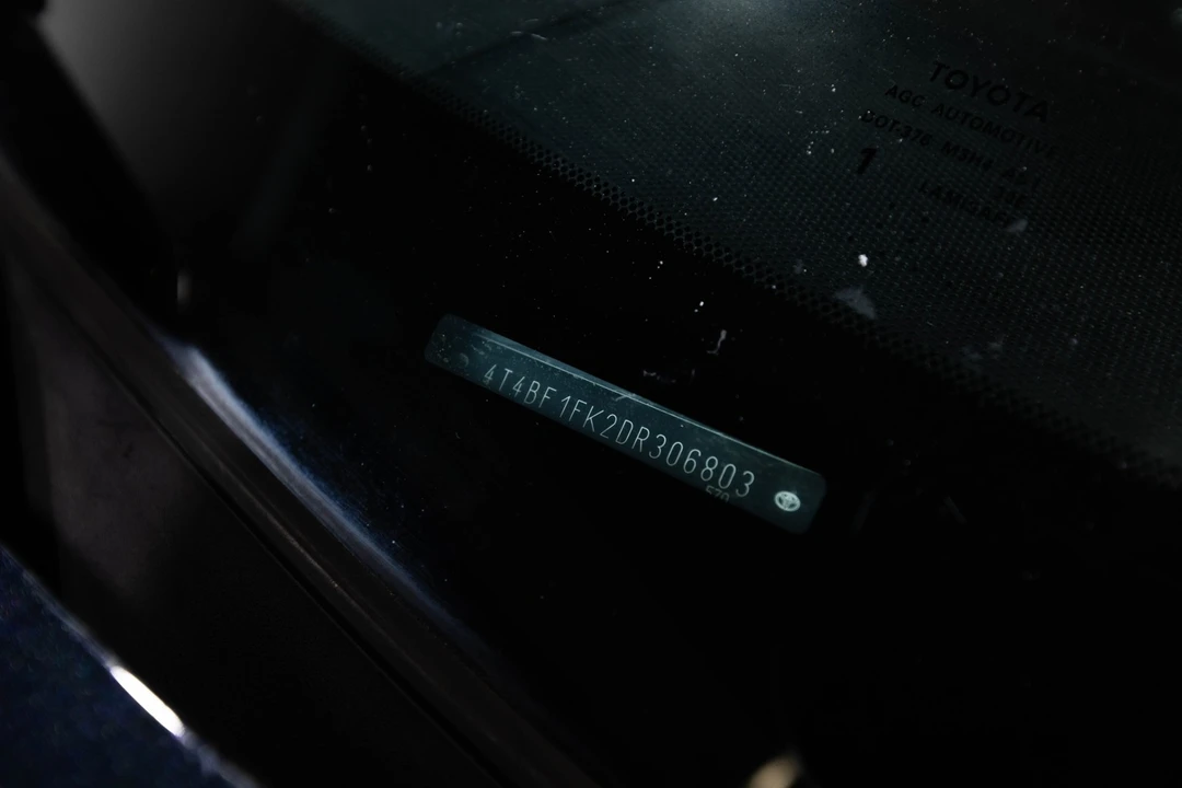 2013 Toyota Camry 7th Gen - Image 18 of 21