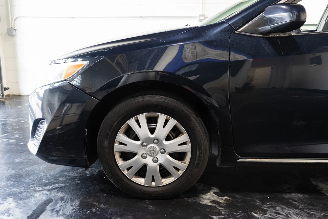 2013 Toyota Camry 7th Gen - Image 4 of 21