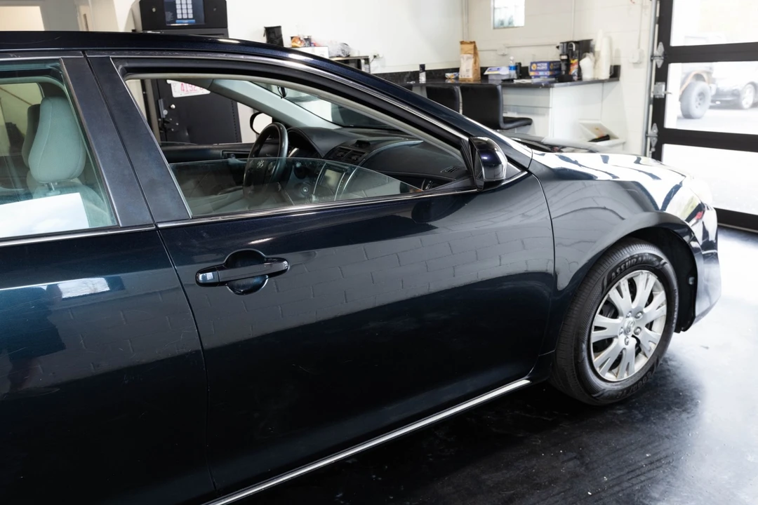2013 Toyota Camry 7th Gen - Image 13 of 21