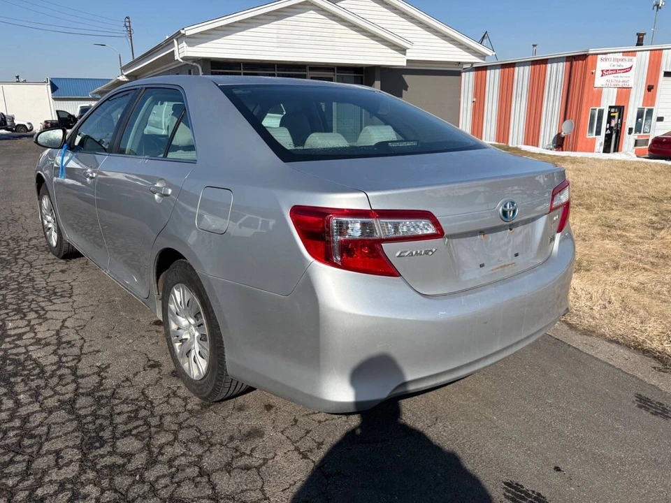 2013 Toyota Camry 7th Gen - Image 6 of 10