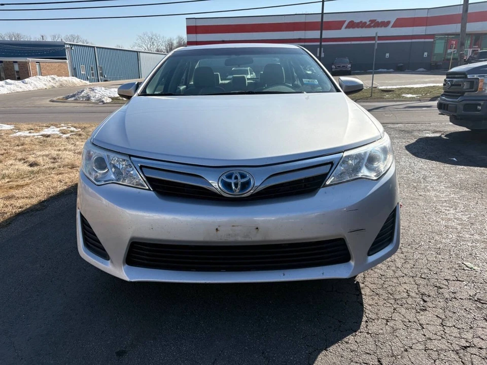 2013 Toyota Camry 7th Gen - Image 2 of 10