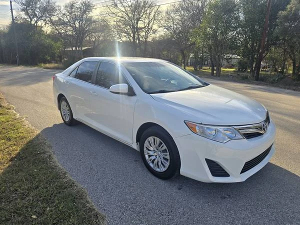 2013 Toyota Camry 7th Gen - Image 11 of 17