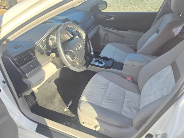 2013 Toyota Camry 7th Gen - Image 16 of 17