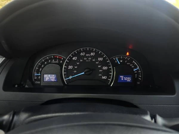 2013 Toyota Camry 7th Gen - Image 17 of 17