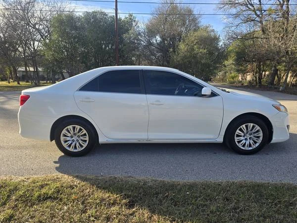 2013 Toyota Camry 7th Gen - Image 9 of 17