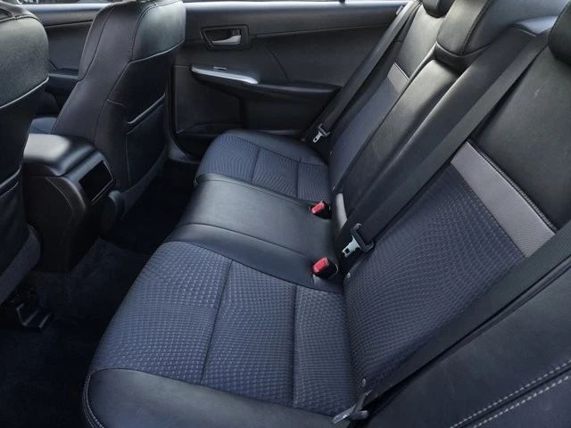 2013 Toyota Camry 7th Gen - Image 10 of 12