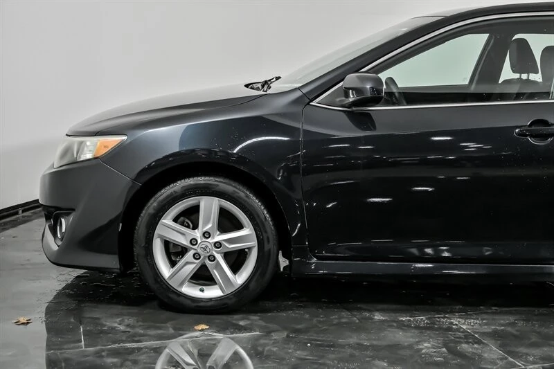 2013 Toyota Camry 7th Gen - Image 6 of 21