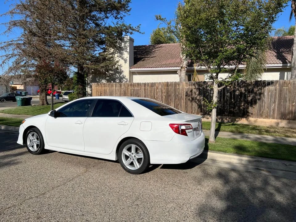 2013 Toyota Camry 7th Gen - Image 5 of 7