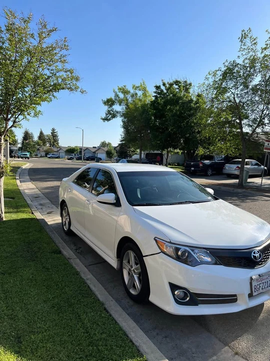 2013 Toyota Camry 7th Gen - Image 3 of 7