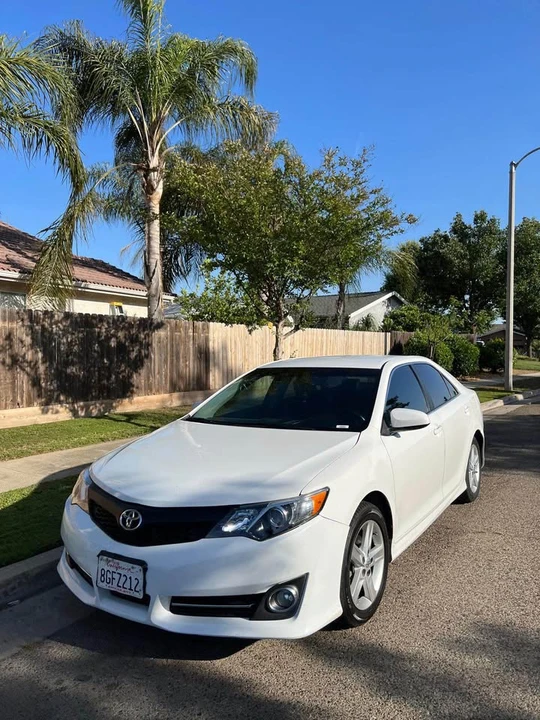 2013 Toyota Camry 7th Gen - Image 4 of 7