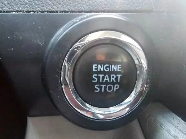 2013 Toyota Camry 7th Gen - Image 9 of 21