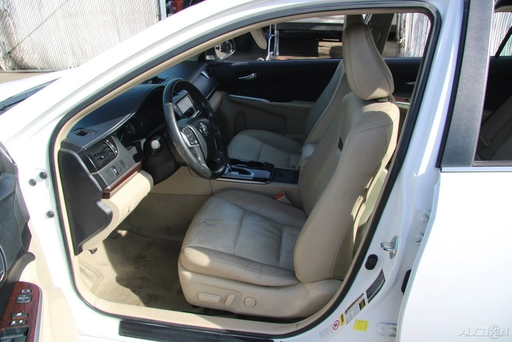 2013 Toyota Camry 7th Gen - Image 14 of 21