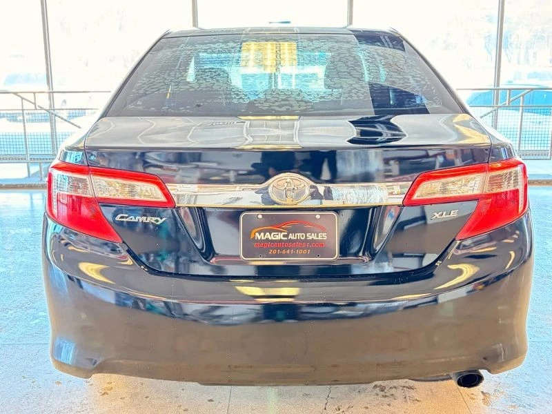 2013 Toyota Camry 7th Gen - Image 8 of 12