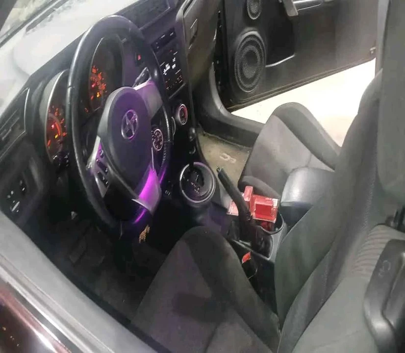 2013 Toyota Celica - Image 3 of 6