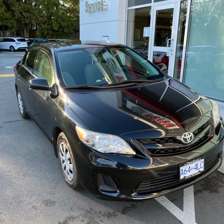 2013 Toyota Corolla 10th Gen - Image 2 of 3