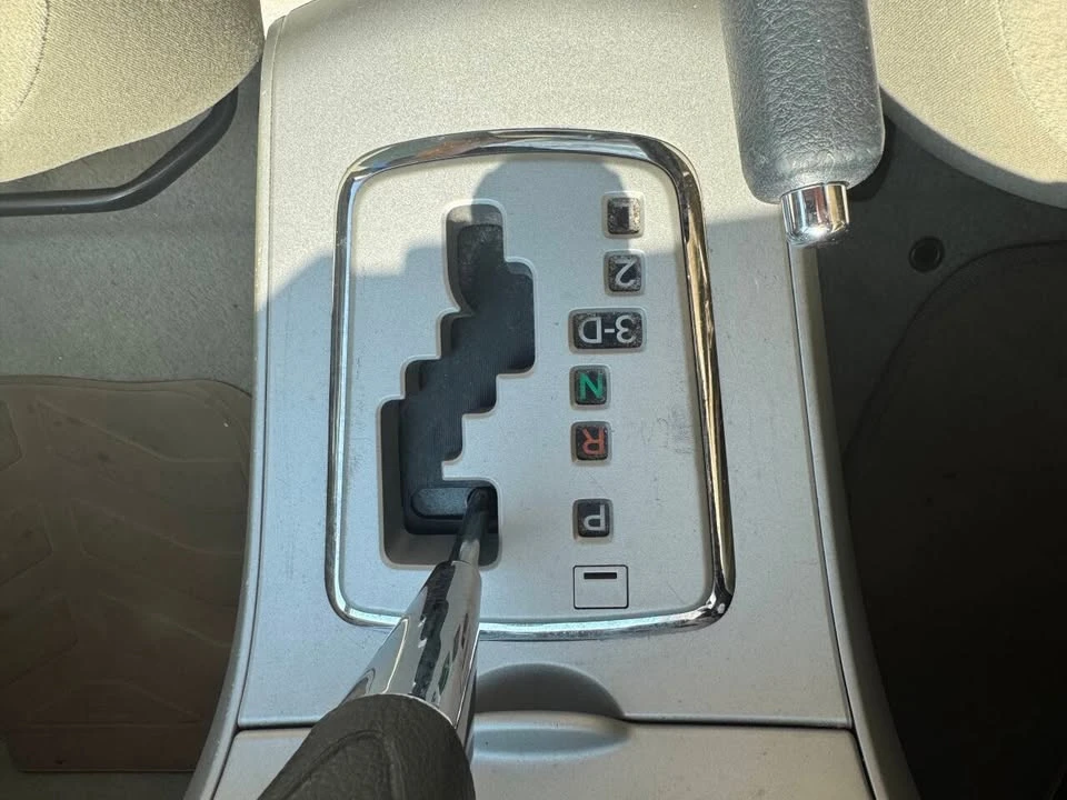2013 Toyota Corolla 10th Gen - Image 18 of 19