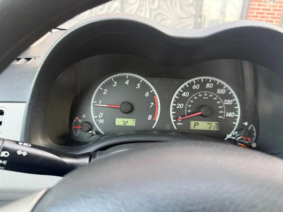 2013 Toyota Corolla 10th Gen - Image 2 of 12