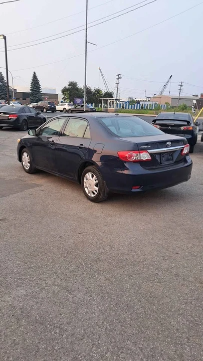 2013 Toyota Corolla 10th Gen - Image 5 of 11