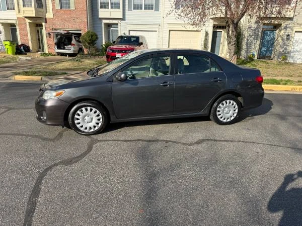 2013 Toyota Corolla 10th Gen - Image 2 of 11