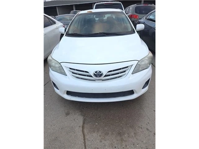 2013 Toyota Corolla 11th Gen - Image 2 of 10
