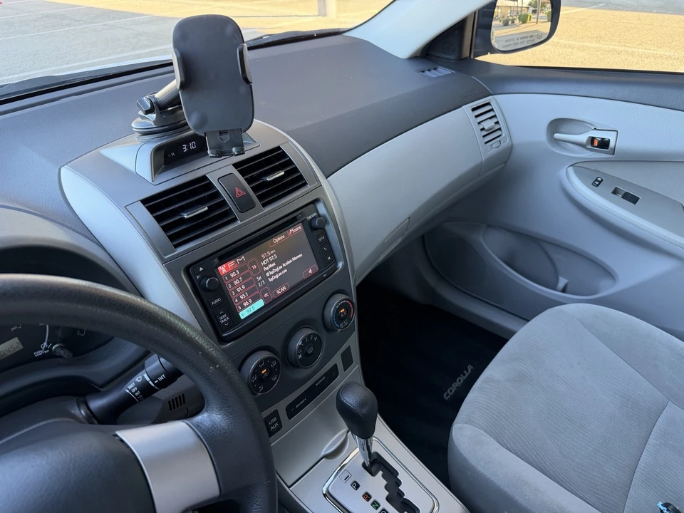 2013 Toyota Corolla 10th Gen - Image 15 of 21