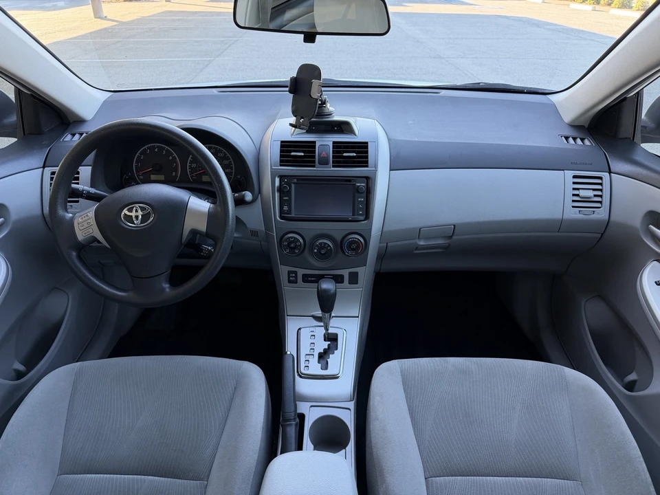 2013 Toyota Corolla 10th Gen - Image 16 of 21