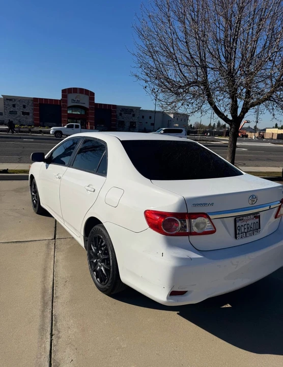 2013 Toyota Corolla 10th Gen - Image 6 of 9