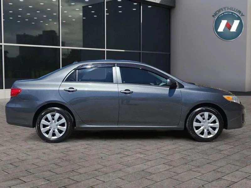 2013 Toyota Corolla 10th Gen - Image 6 of 12