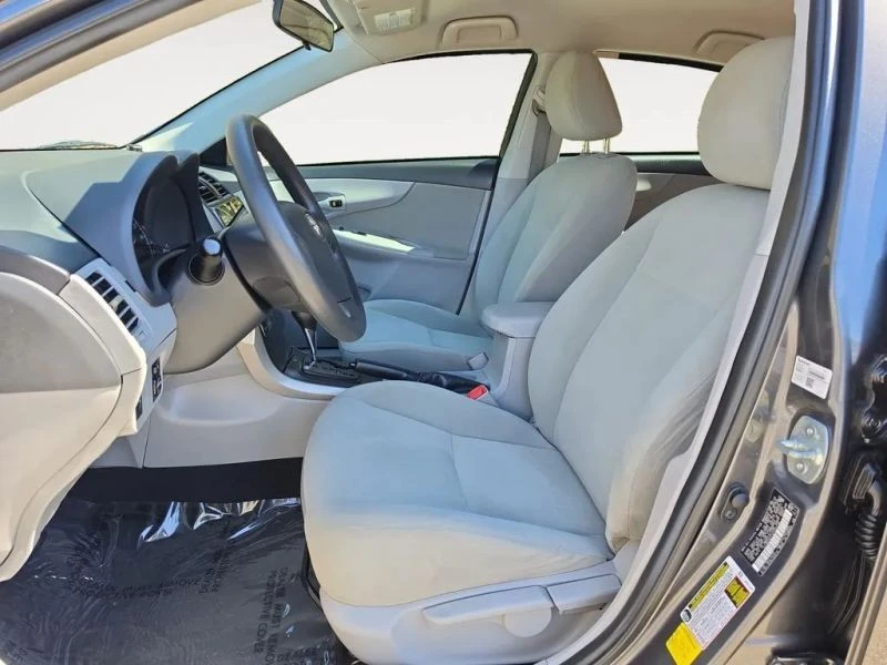 2013 Toyota Corolla 10th Gen - Image 9 of 12