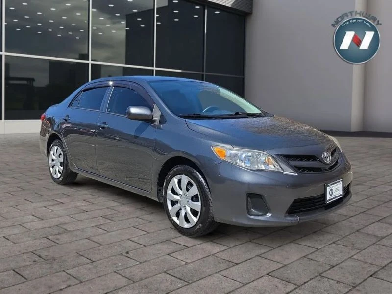 2013 Toyota Corolla 10th Gen - Image 7 of 12