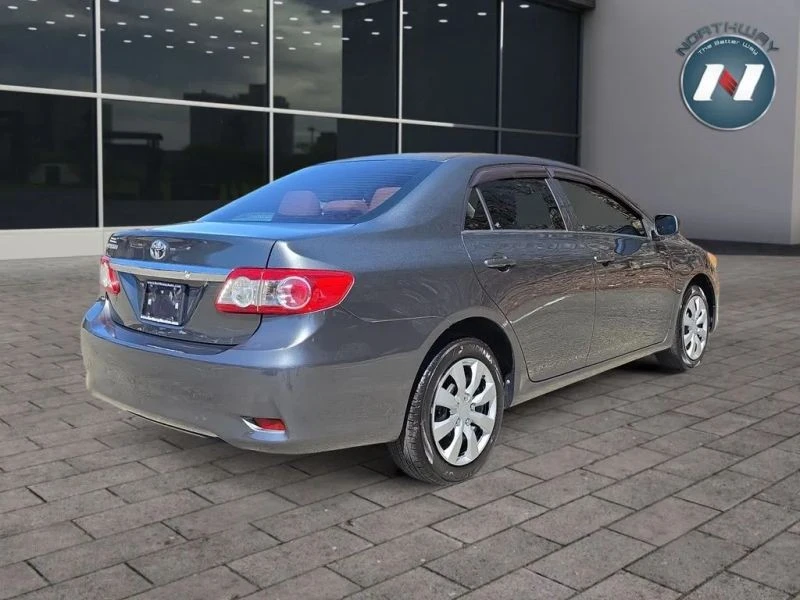 2013 Toyota Corolla 10th Gen - Image 5 of 12