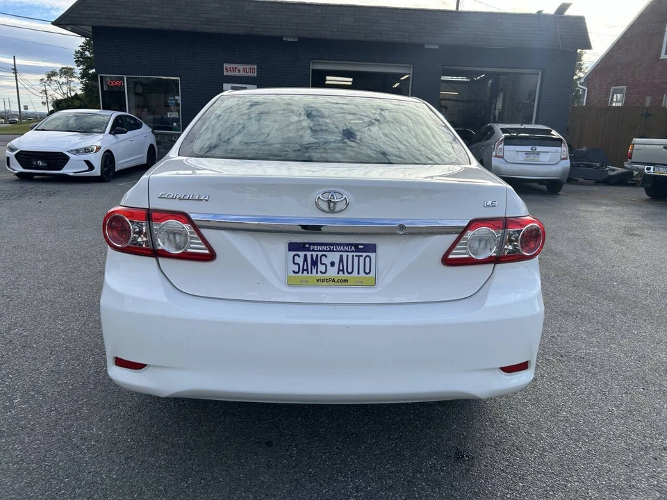 2013 Toyota Corolla 10th Gen - Image 5 of 21