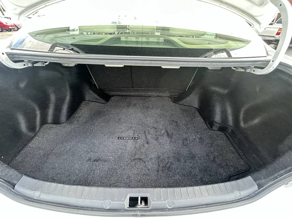 2013 Toyota Corolla 10th Gen - Image 13 of 21