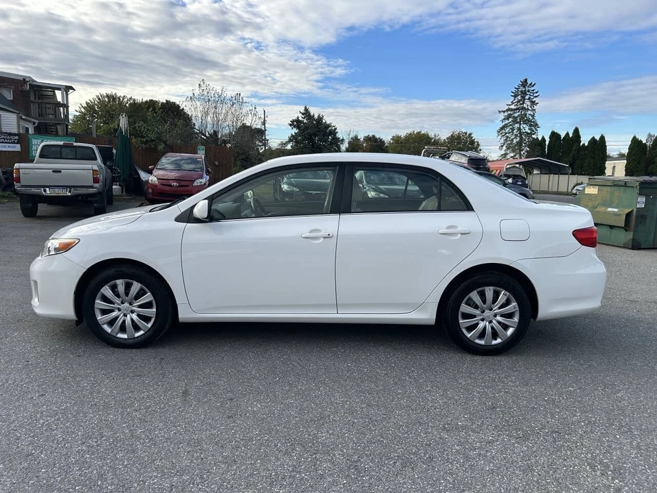 2013 Toyota Corolla 10th Gen - Image 8 of 21