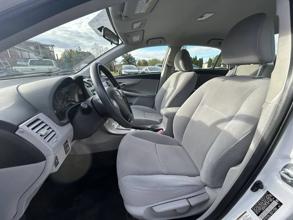 2013 Toyota Corolla 10th Gen - Image 16 of 21