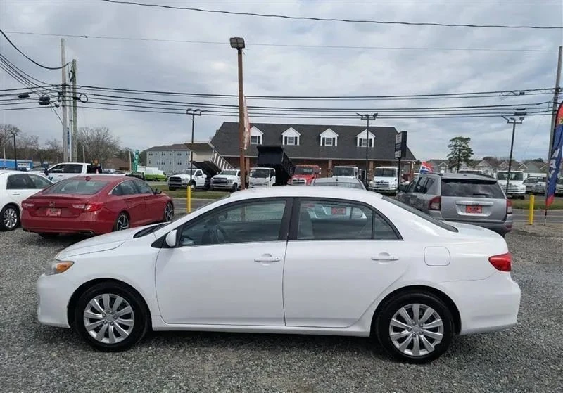 2013 Toyota Corolla 10th Gen - Image 4 of 12