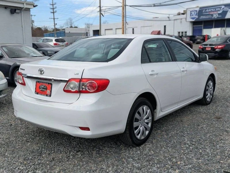 2013 Toyota Corolla 10th Gen - Image 6 of 12