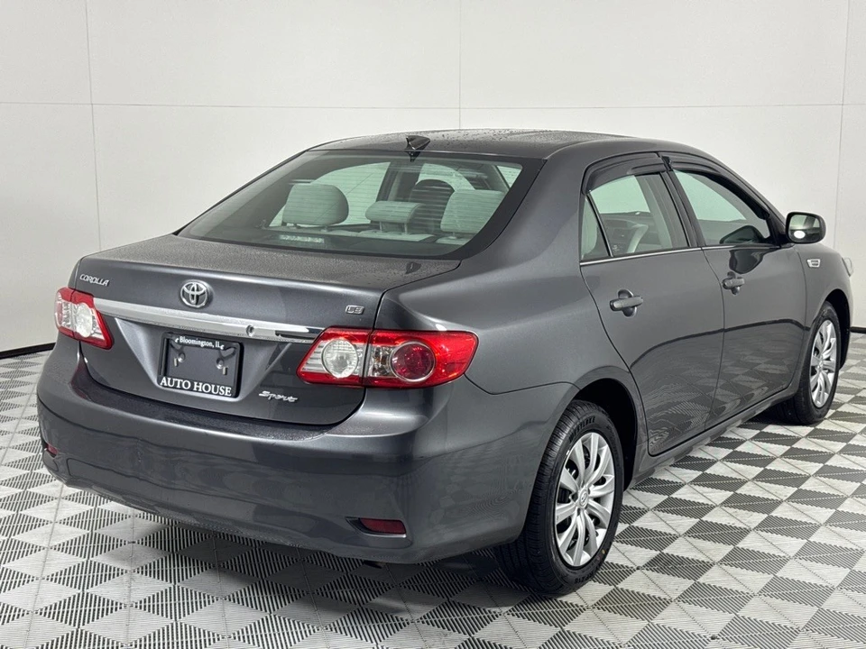 2013 Toyota Corolla 10th Gen - Image 5 of 12