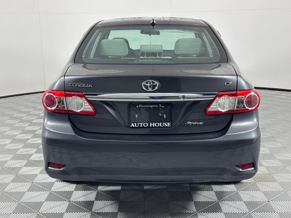2013 Toyota Corolla 10th Gen - Image 6 of 12