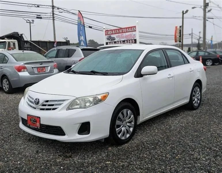 2013 Toyota Corolla 10th Gen - Image 2 of 12