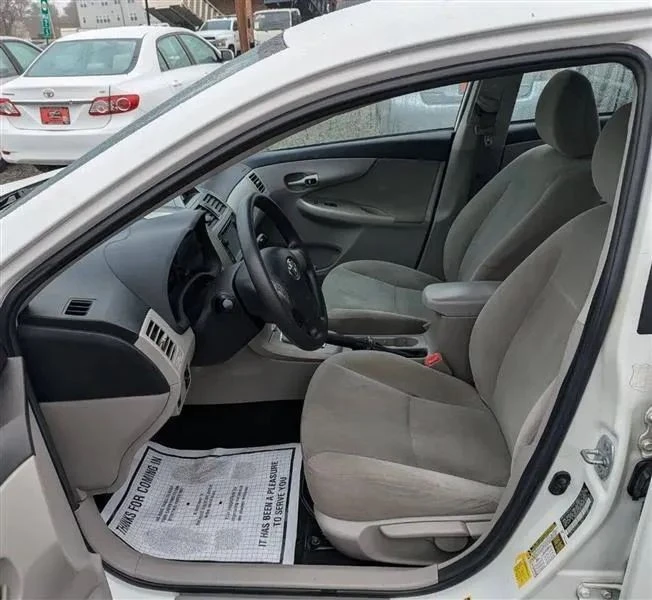 2013 Toyota Corolla 10th Gen - Image 11 of 12